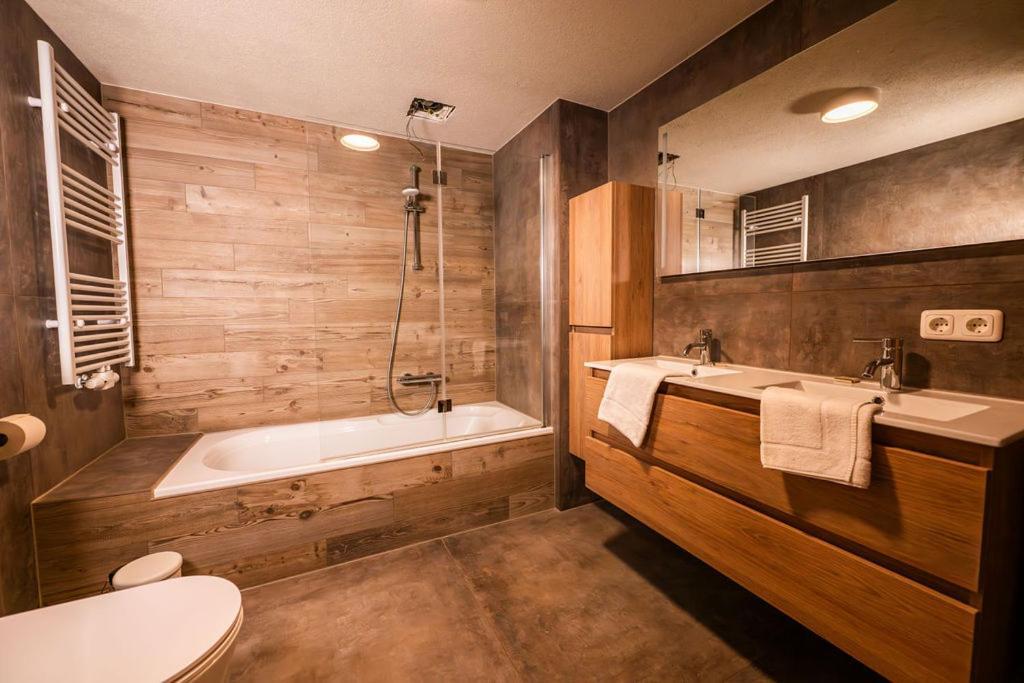Chalet Zur Rose Berwang Esterno foto